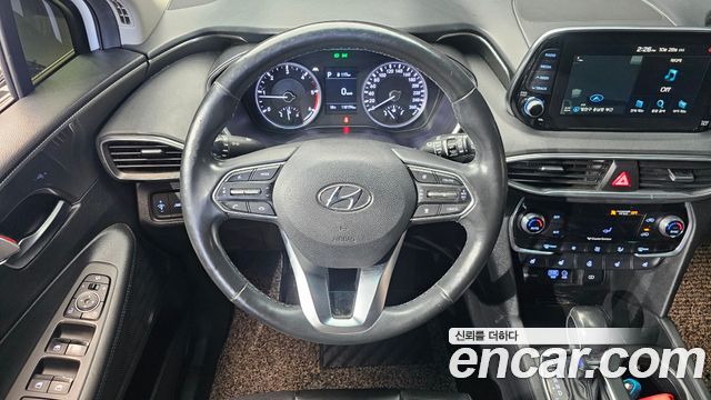 Hyundai Santafe 2019 — photo 13