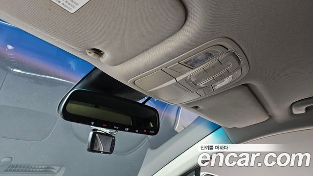 Hyundai Santafe 2019 — photo 18