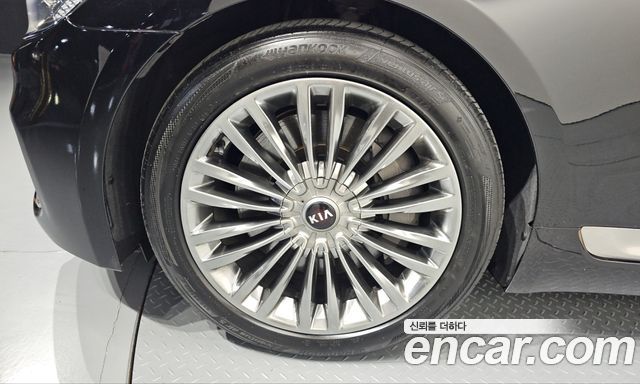 Kia K9 2019 — photo 5