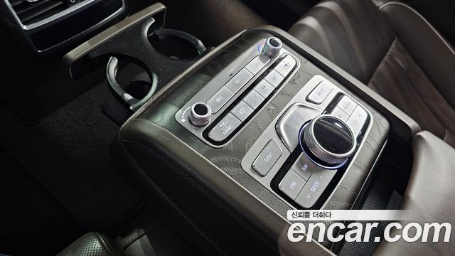 Kia K9 2019 — photo 24