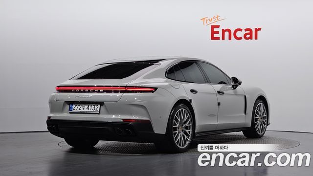 Porsche Panamera 2024 — photo 2