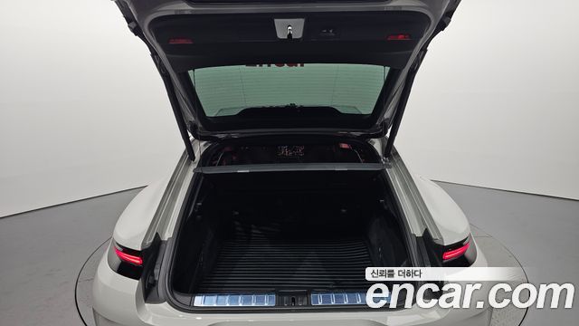 Porsche Panamera 2024 — photo 25