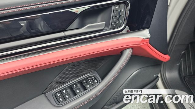 Porsche Panamera 2024 — photo 26
