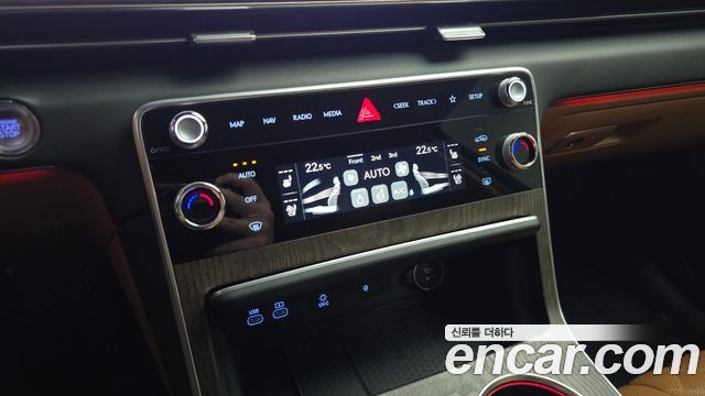 Genesis GV80 2024 — photo 24