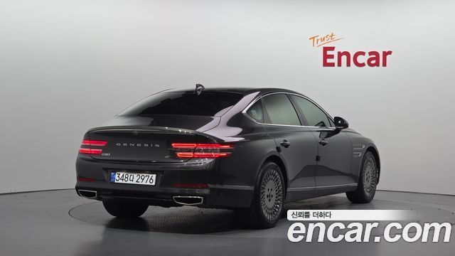 Genesis G80 2022 — photo 2