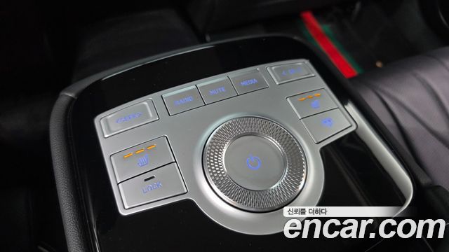 Genesis G80 2022 — photo 17
