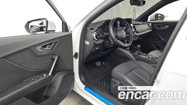 Audi Q2 2023 — photo 10
