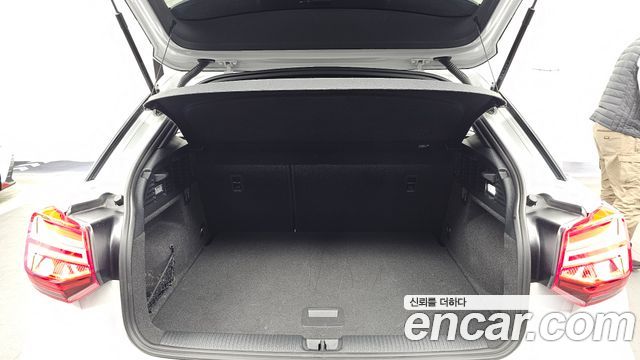 Audi Q2 2023 — photo 20