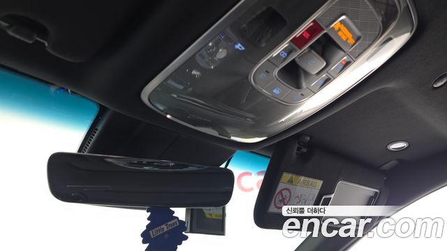 Genesis G90 2023 — photo 27