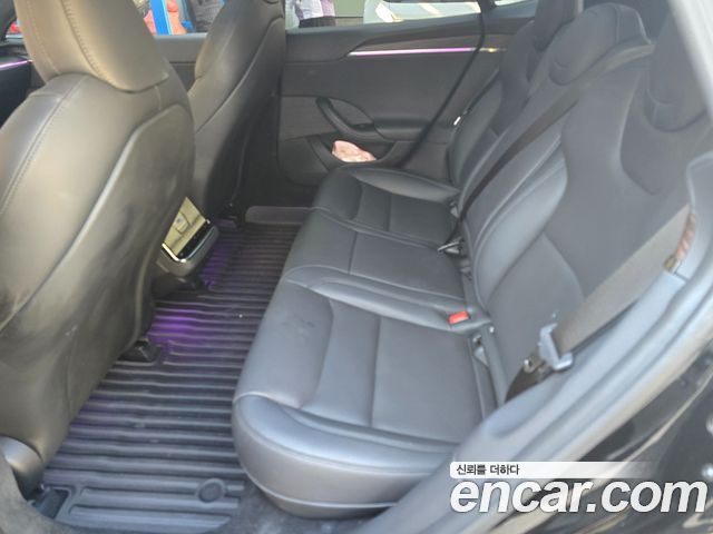 Tesla Model S 2026 — photo 11
