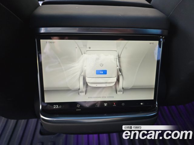 Tesla Model S 2026 — photo 12