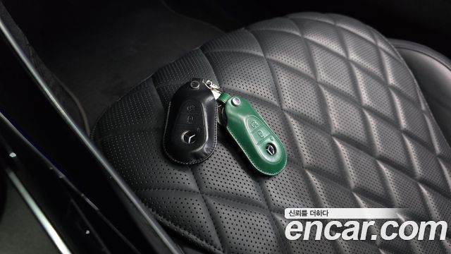 Mercedes-Benz S-Class 2022 — photo 28