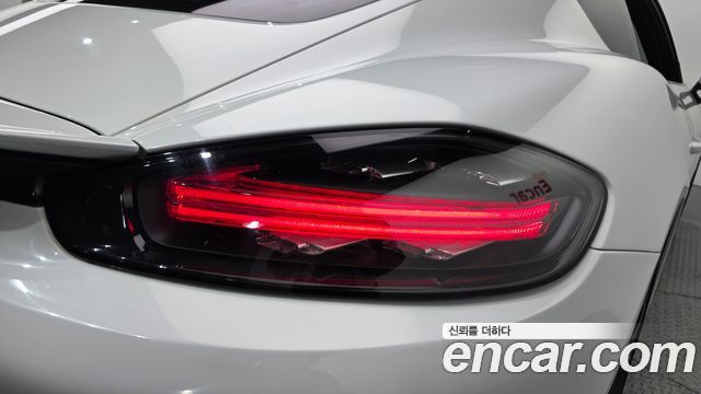 Porsche 718 2018 — photo 9