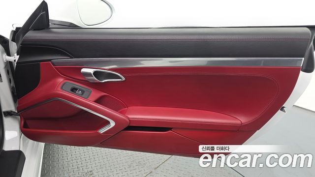 Porsche 718 2018 — photo 15