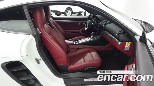 Porsche 718 2018 — photo 16