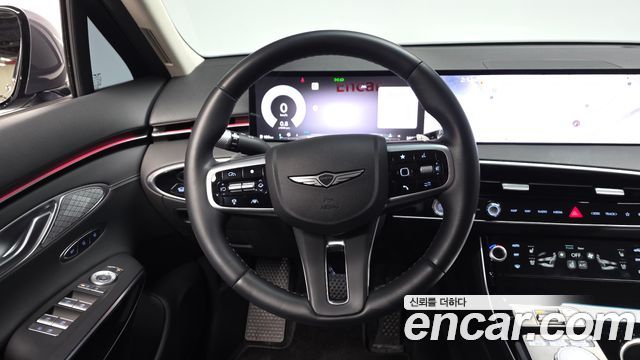 Genesis GV70 2025 — photo 12