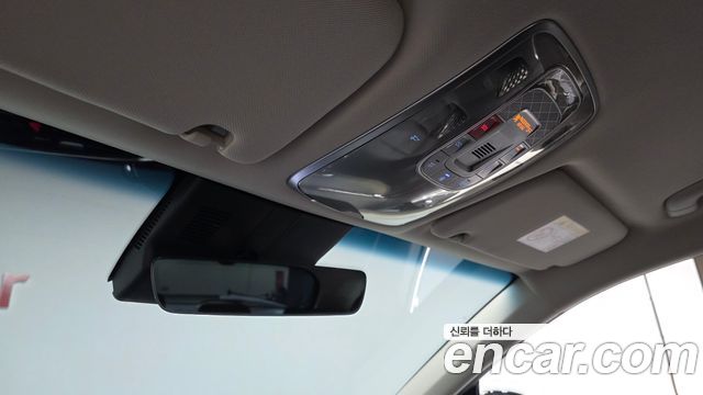 Genesis GV70 2025 — photo 17
