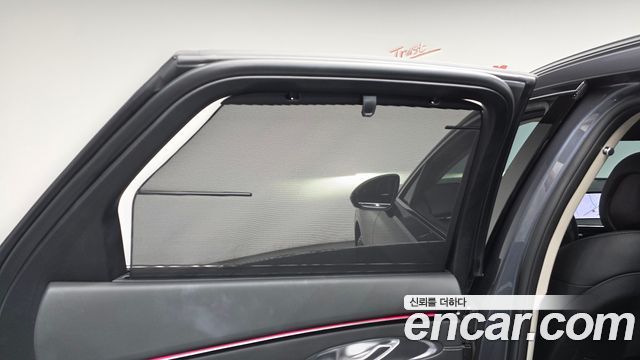 Genesis GV70 2025 — photo 18