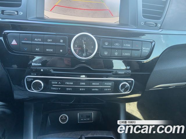 Kia K9 2013 — photo 16