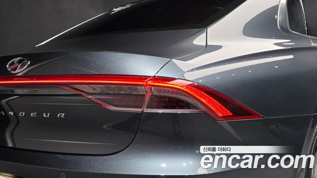 Hyundai Grandeur 2022 — photo 9