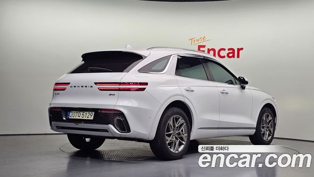 Genesis GV70 2021 — photo 2
