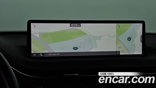 Genesis GV70 2021 — photo 15