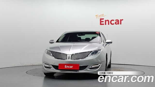 Lincoln MKZ 2014 — photo 3