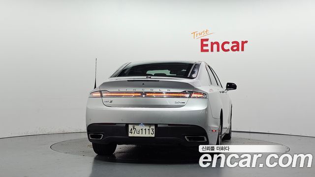 Lincoln MKZ 2014 — photo 4