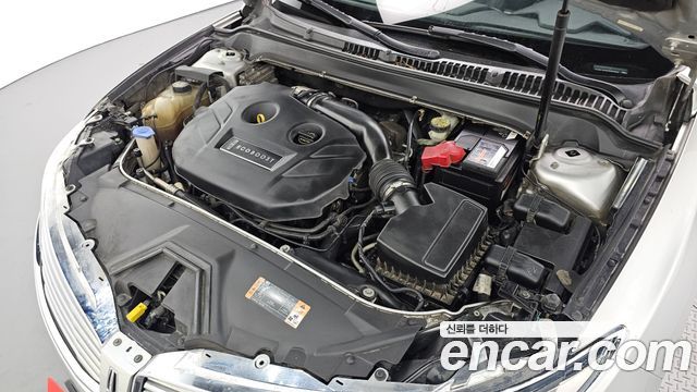 Lincoln MKZ 2014 — photo 6