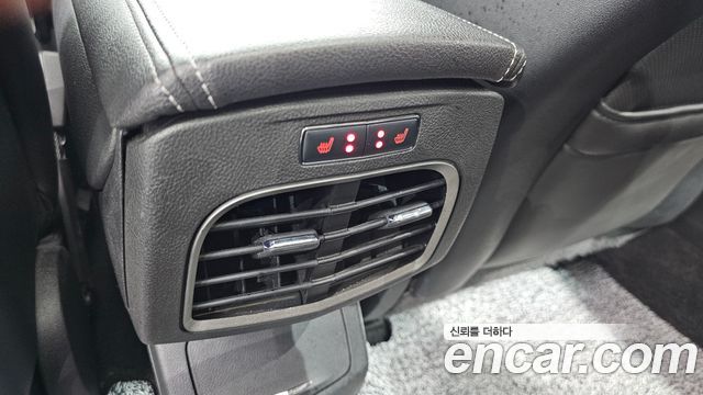 Lincoln MKZ 2014 — photo 31