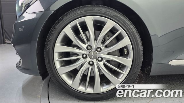 Genesis G80 2018 — photo 5