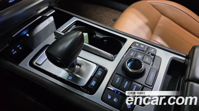 Genesis G80 2018 — photo 9