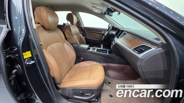 Genesis G80 2018 — photo 10