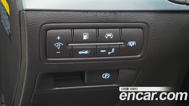 Genesis G80 2018 — photo 13