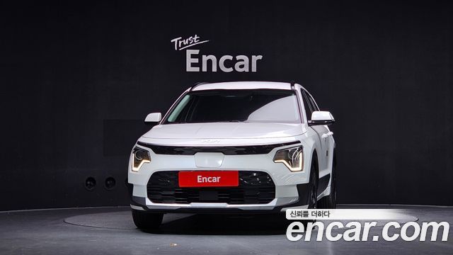 Kia Niro 2023 — photo 3