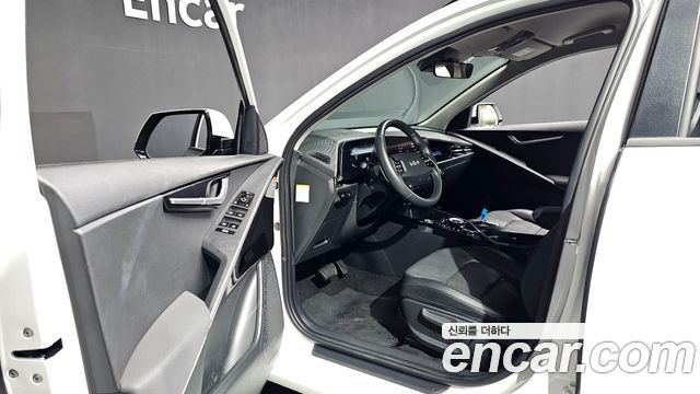 Kia Niro 2023 — photo 10
