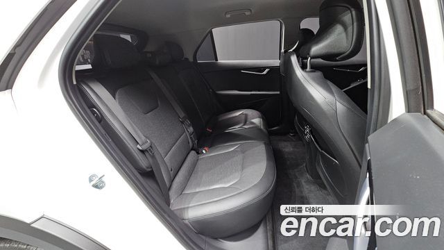 Kia Niro 2023 — photo 11