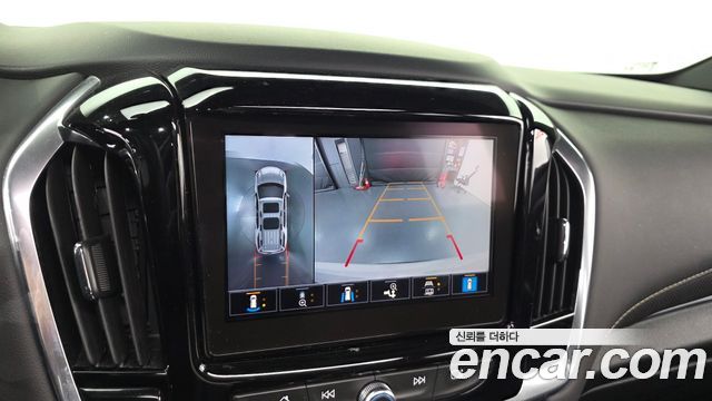 Chevrolet Korea Traverse 2023 — photo 21