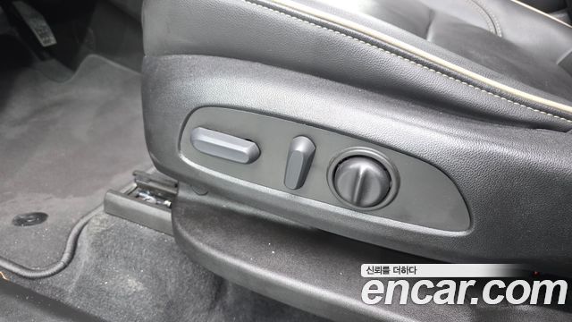 Chevrolet Korea Traverse 2023 — photo 31