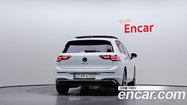 Volkswagen Golf 2025 — photo 4
