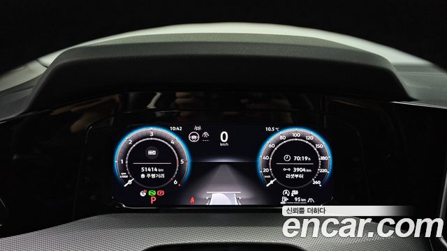 Volkswagen Golf 2025 — photo 8