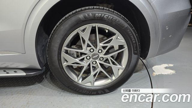 Genesis GV70 2023 — photo 7
