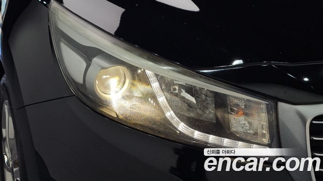 Kia Canival 2015 — photo 8