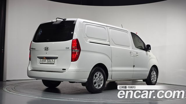 Hyundai Starex 2014 — photo 2