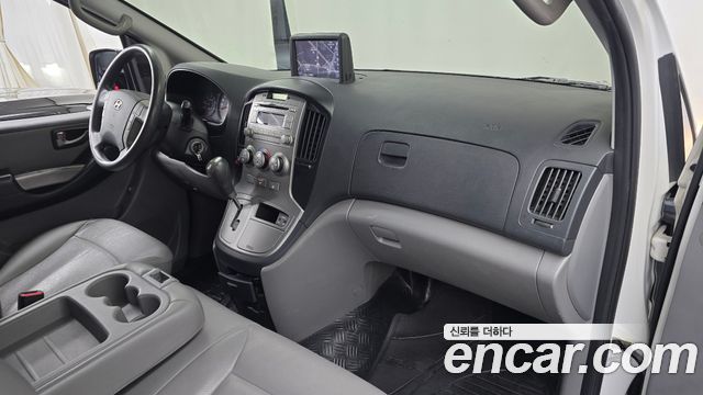 Hyundai Starex 2014 — photo 7