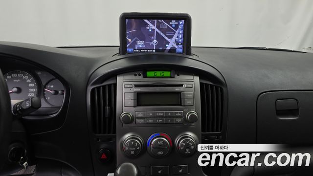 Hyundai Starex 2014 — photo 14