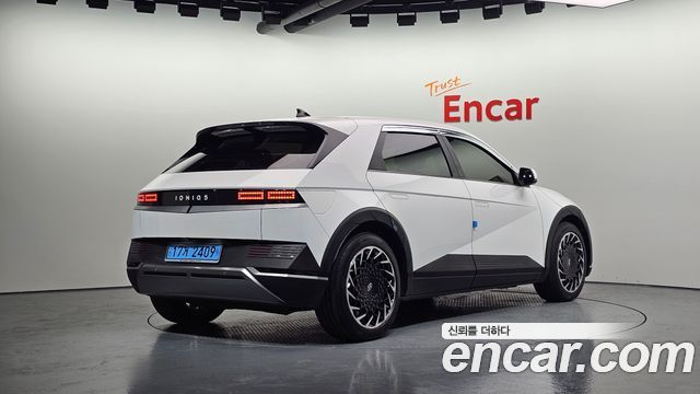 Hyundai Ioniq5 2023 — photo 2