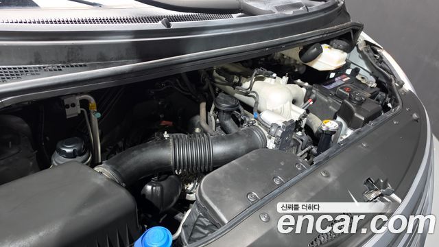 Hyundai Starex 2018 — photo 6