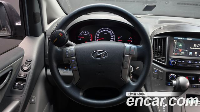 Hyundai Starex 2018 — photo 18