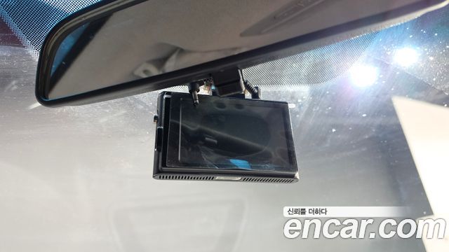 Hyundai Starex 2018 — photo 22